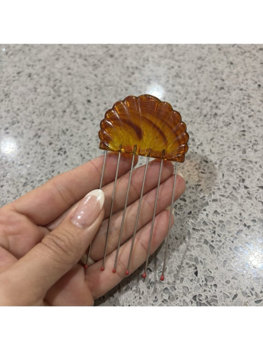 Vintage 1950s Hair Comb 6 Tine Tortoise Shell Celluloid & Metal Accessories - Picture 3 of 3